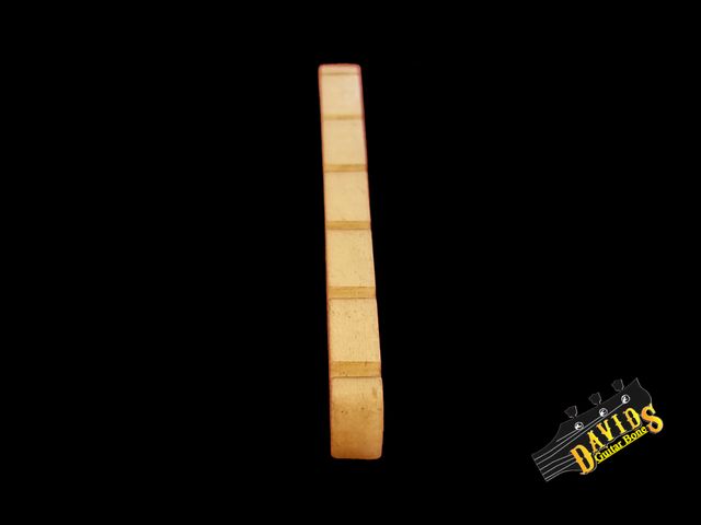 Pestana nut osso camelo Fender Stratocaster 7.25"