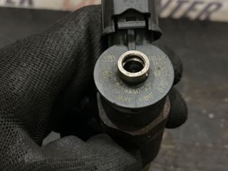 INYECTOR FORD FIESTA (CB1) 0445110339