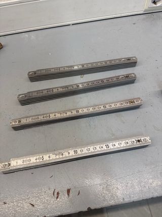 Metro carpintero metalico