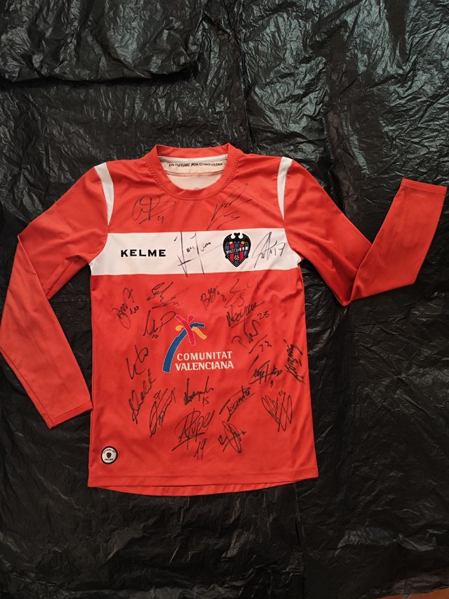 Camiseta firmada Levante 2012/13 Munua