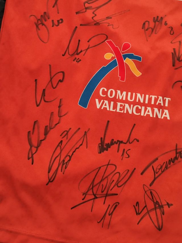 Camiseta firmada Levante 2012/13 Munua