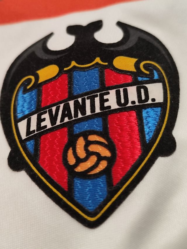 Camiseta firmada Levante 2012/13 Munua