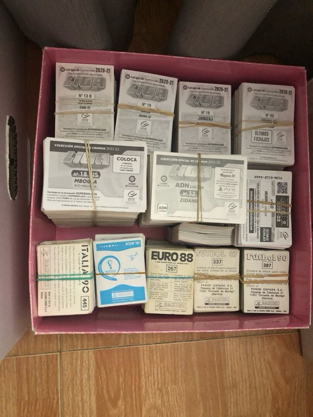 ALBUMES Y CROMOS ANTÍGUOS