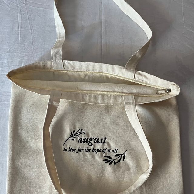 Tote Bag BORDADA August