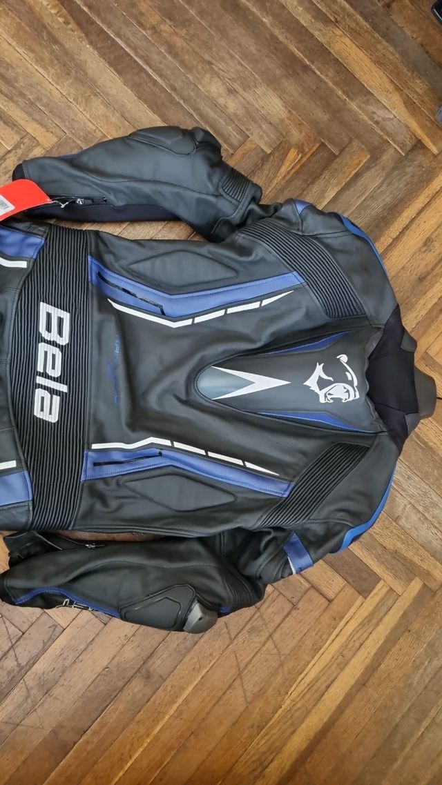 Mono traje moto Bela