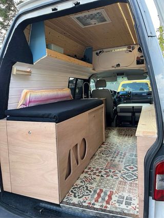 Volkswagen Transporter T5 2012