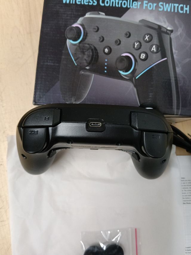 Mando Pro Compatible Nintendo Switch