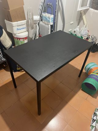 Mesa negra ikea