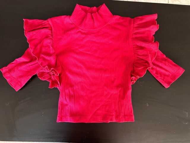 Camiseta fucsia Zara