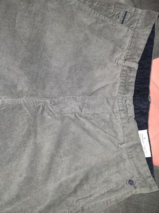 Pantalón chinos pana