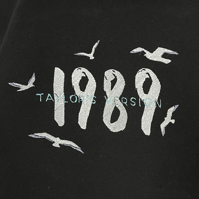 Sudadera BORDADA 1989