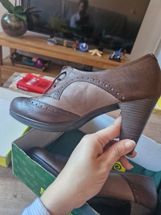 Zapatos Pitillos 41 Piel Moka - Taupe