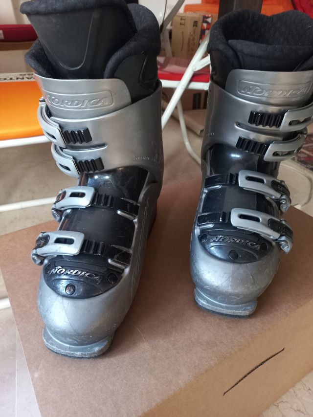 Scarponi da sci Nordica