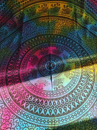 Preciosa tela mandala cubrecama