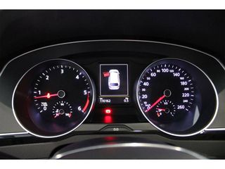 Volkswagen Passat Advance Variant   2.0 TDI 150CV BMT DSG 