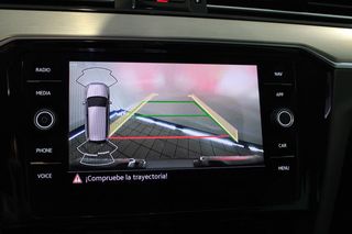 Volkswagen Passat Business Variant   2.0 TDI 90kW (122CV) DS