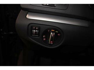 Volkswagen Sharan Advance 2.0 TDI 140cv DSG 