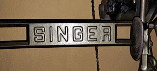 Máquina de Coser Singer con motor