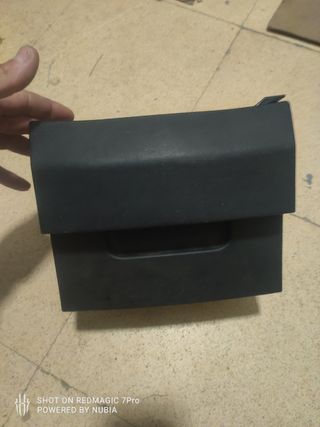 Cajón bajo asiento Seat León mk2