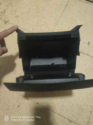 Cajón bajo asiento Seat León mk2