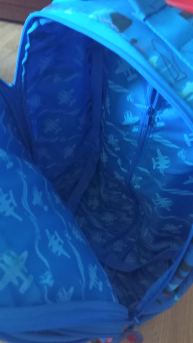 Maleta o mochila grande Disney cabina 51x32x21cm. 