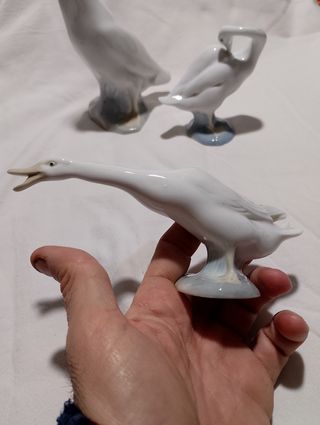Figuras de Nao-Lladró. Conjunto de cisnes.