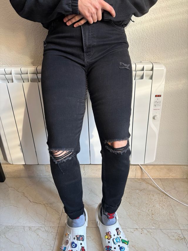 Pantalon vaquero negro