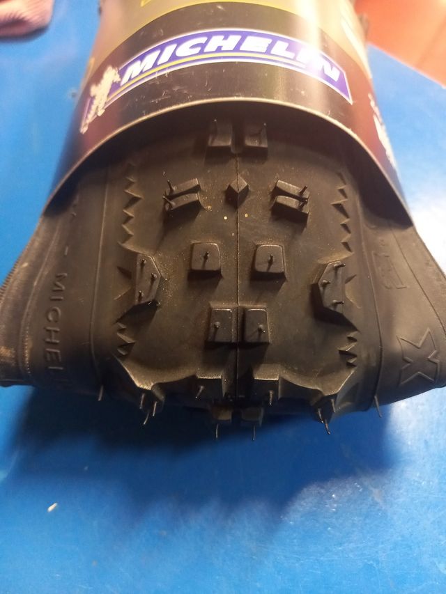 Cubierta Michelin 26 x 2.00