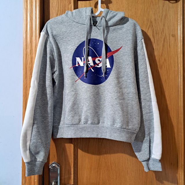Sudadera NASA corta de mujer con capucha H&M
