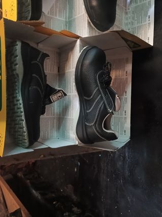 Zapatos y botas de seguridad