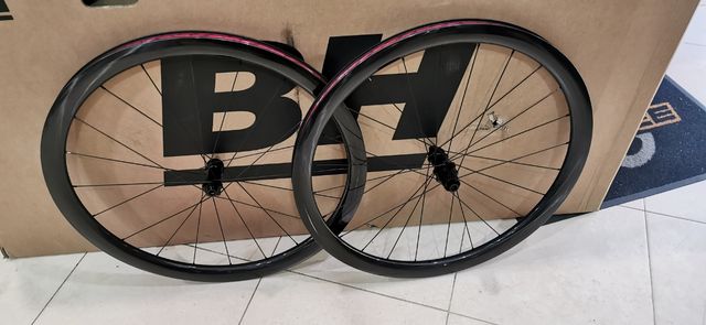 Ruedas carbono carretera o gravel