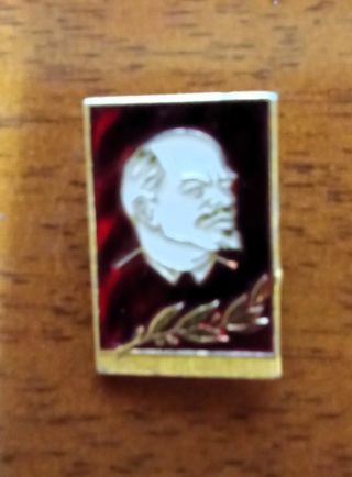 Spilla effige Lenin