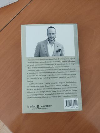 El hijo de la costurera: La novela de BALENCIAGA