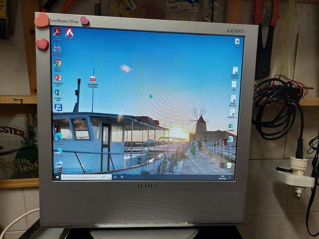 PC Hp + monitor tv samsung 