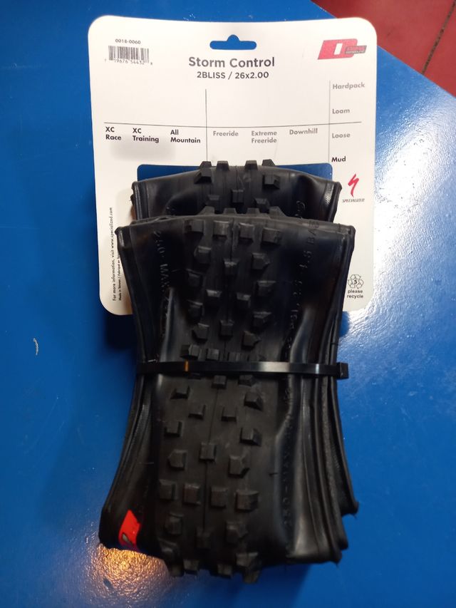Cubierta Specialized Storm Control 26 x 2.00
