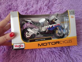 Figura grande moto BMW