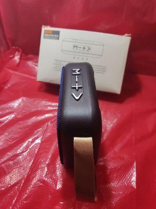 ALTAVOZ INALÁMBRICO RECARGABLE BLUETOOTH, USB, RAD