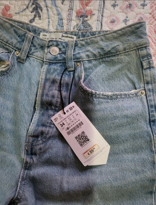 Mom Jeans NUEVOS Stradivarius XS (34)= 11€