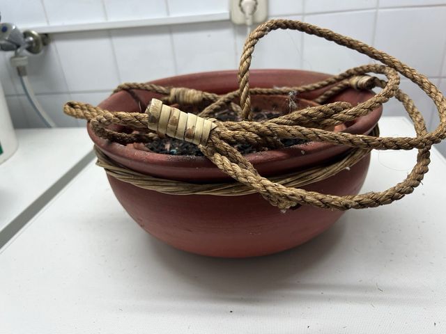 Macetero colgante cerámica y cuerda