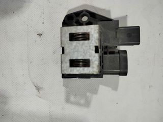 Relé motor de ventilador peugeot98372a01