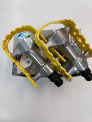 JUEGO DE PEDALES BICICLETA AMARILLOS