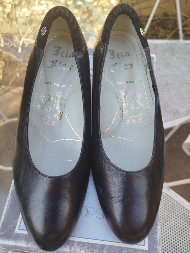 Zapatos ancho especial