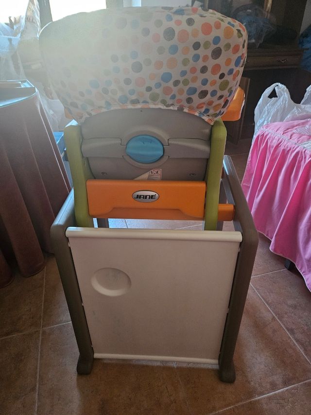 Trona convertible niño