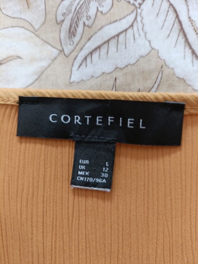 Conjunto pantalón y blusa