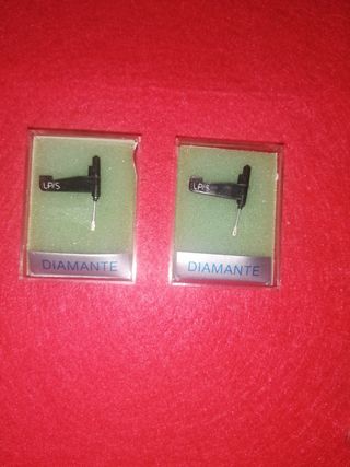 Aguja para tocadiscos vintage . Las dos 18 euros 