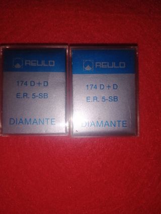 Aguja para tocadiscos vintage . Las dos 18 euros 