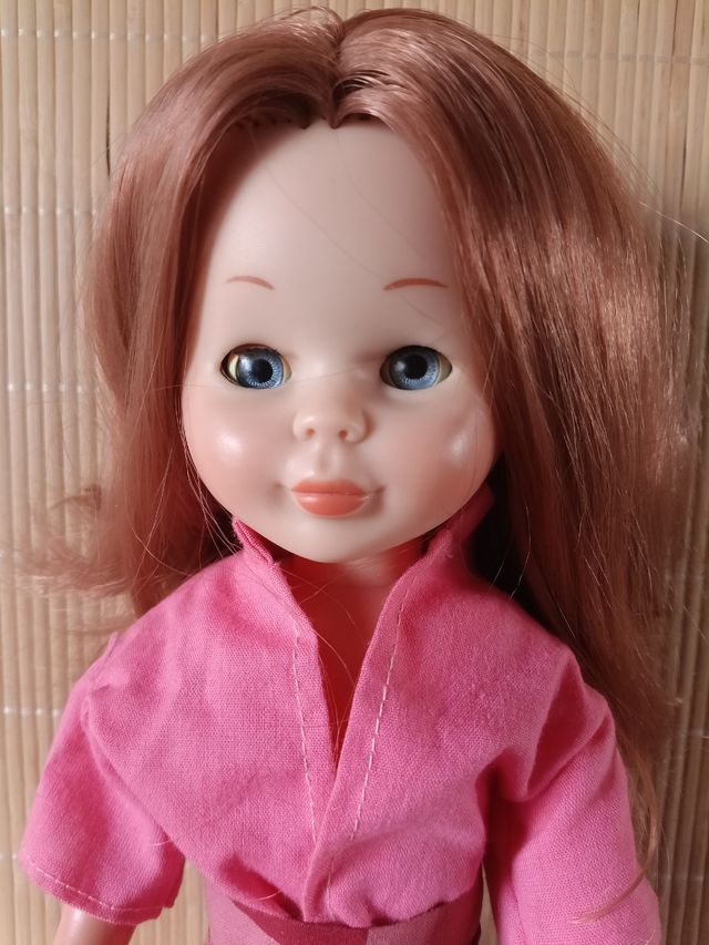 Muñeca Nancy tobillo gordo