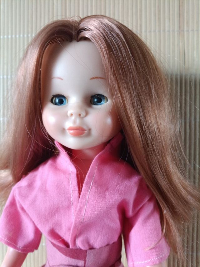 Muñeca Nancy tobillo gordo