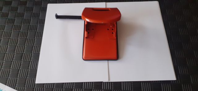 Perforador oficina Petrus 95 de hojas 2 agujeros