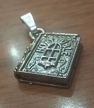 colgante biblia holi bible en plata de ley macizo